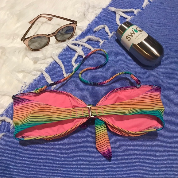 4/$25 - Picture 2 of 3